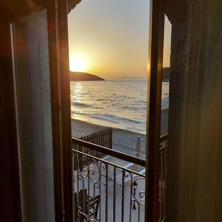 Volakas Beachfront Suites Rethymnon Exterior foto