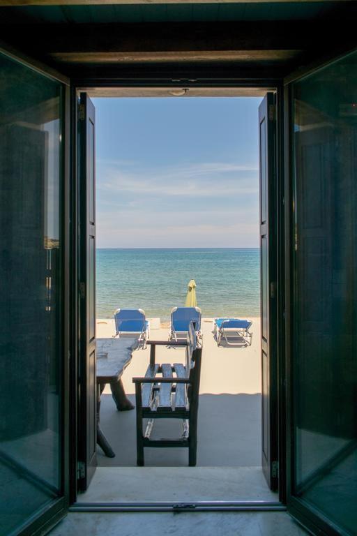 Volakas Beachfront Suites Rethymnon Exterior foto