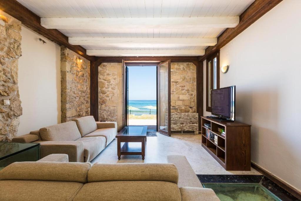 Volakas Beachfront Suites Rethymnon Exterior foto